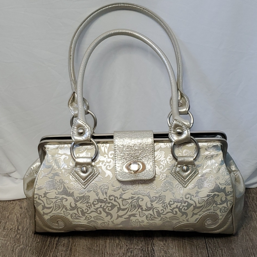 Hot in Hollywood medium handbag